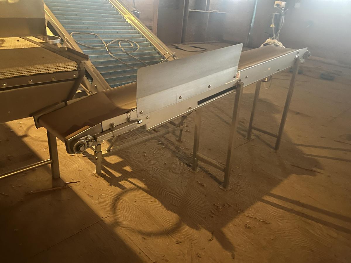 Used 9ft Long Flat Belt Conveyor