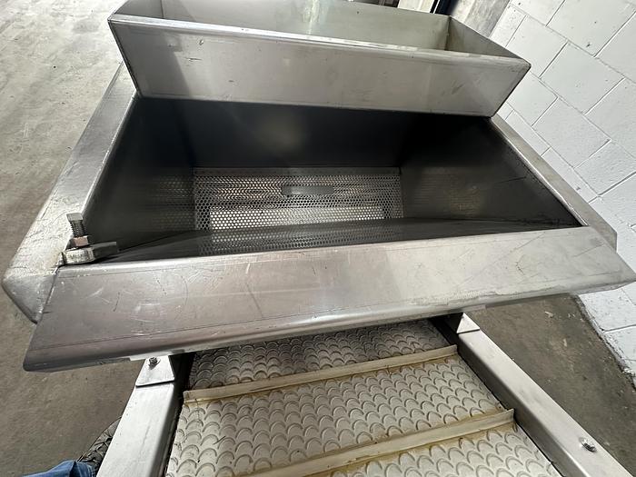 Used Incline Conveyor with Hopper