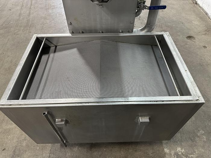 Used DTS Produce Corkscrew Wash Tank