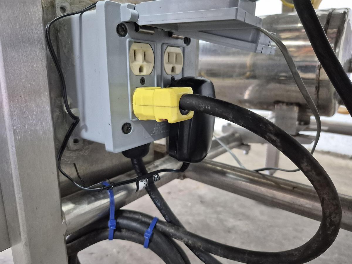 Used Loma LCW 3000 Checkweigher 