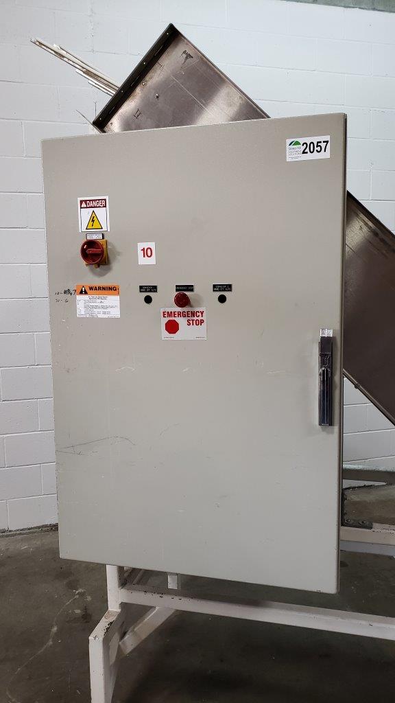 Used Custtech 60° Incline Infeed Conveyor