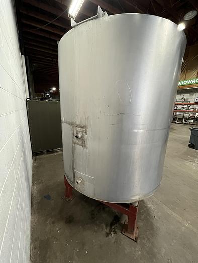 Used 1,000 Gallon SS Tank