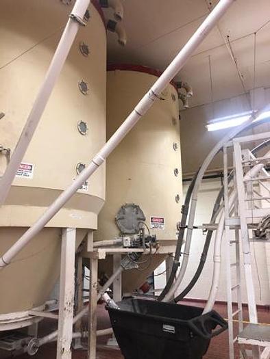 Used Grain Bins with Auger System