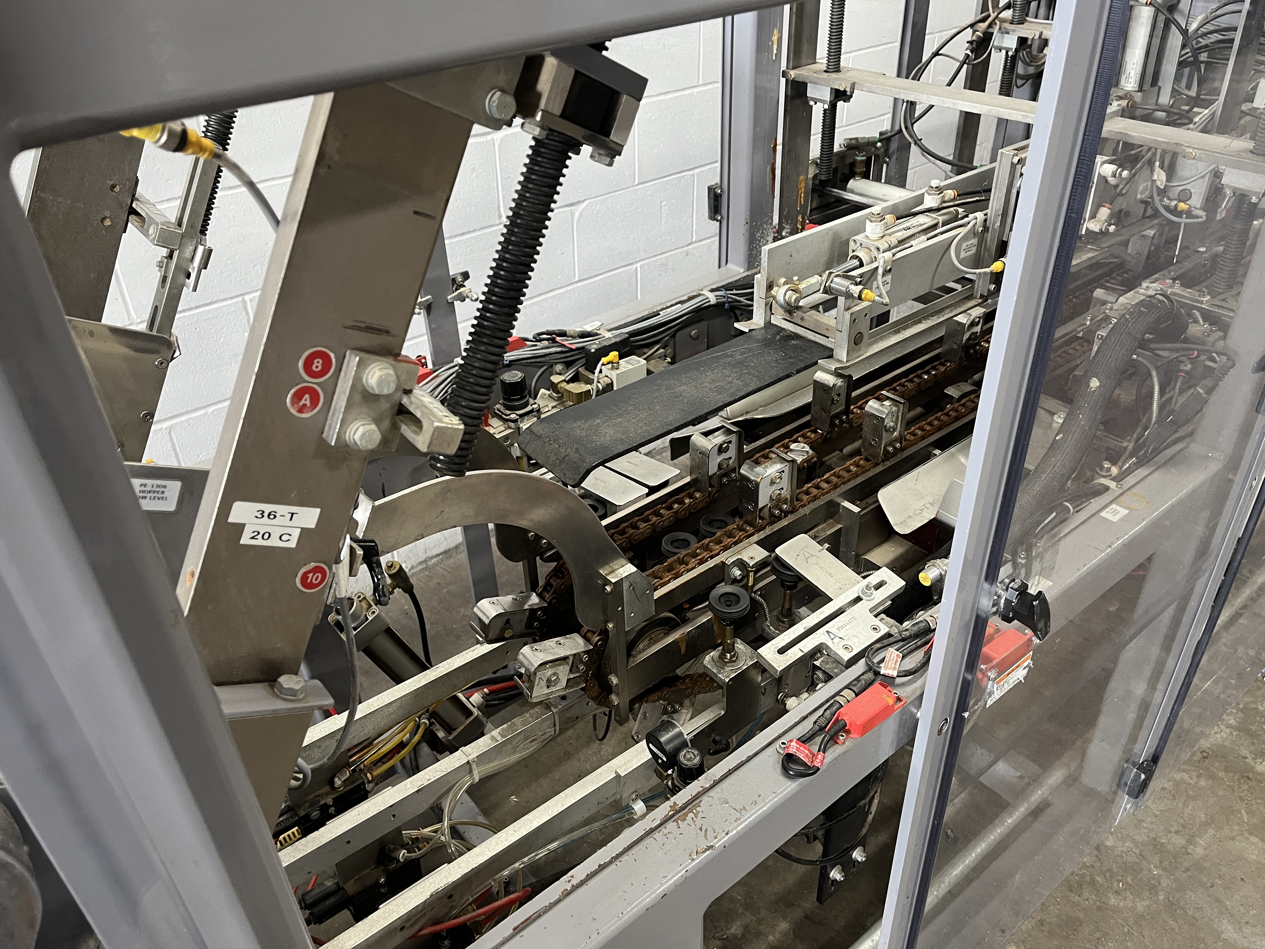 Used Thiele ZP30A Box Former