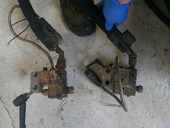 Used Nordson Hot Glue Dispenser