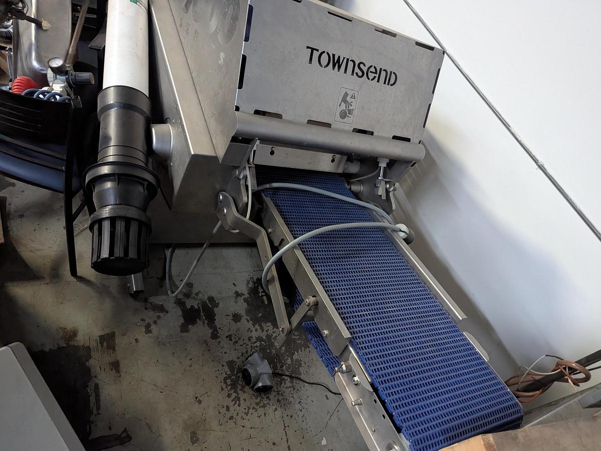 Used Townsend 9000A Skinner