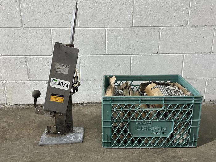 Used Semi-Automatic Circle C Clipper