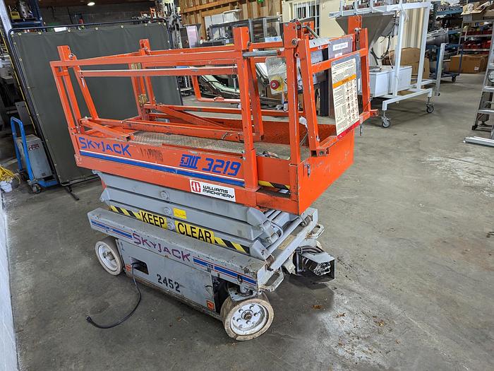 Used Skyjack SJ111 Scissor Lift