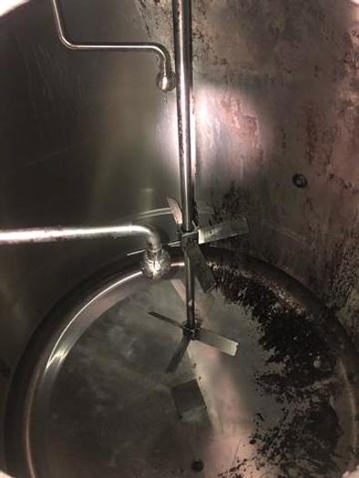 Used 1300 Gallon SS Thick-Walled Water Tank