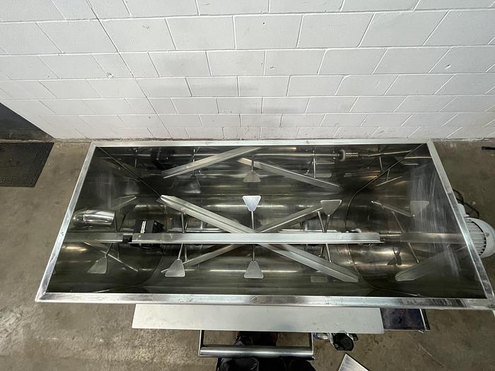 Used SeaPro Systems Agitation Hopper with Pumps