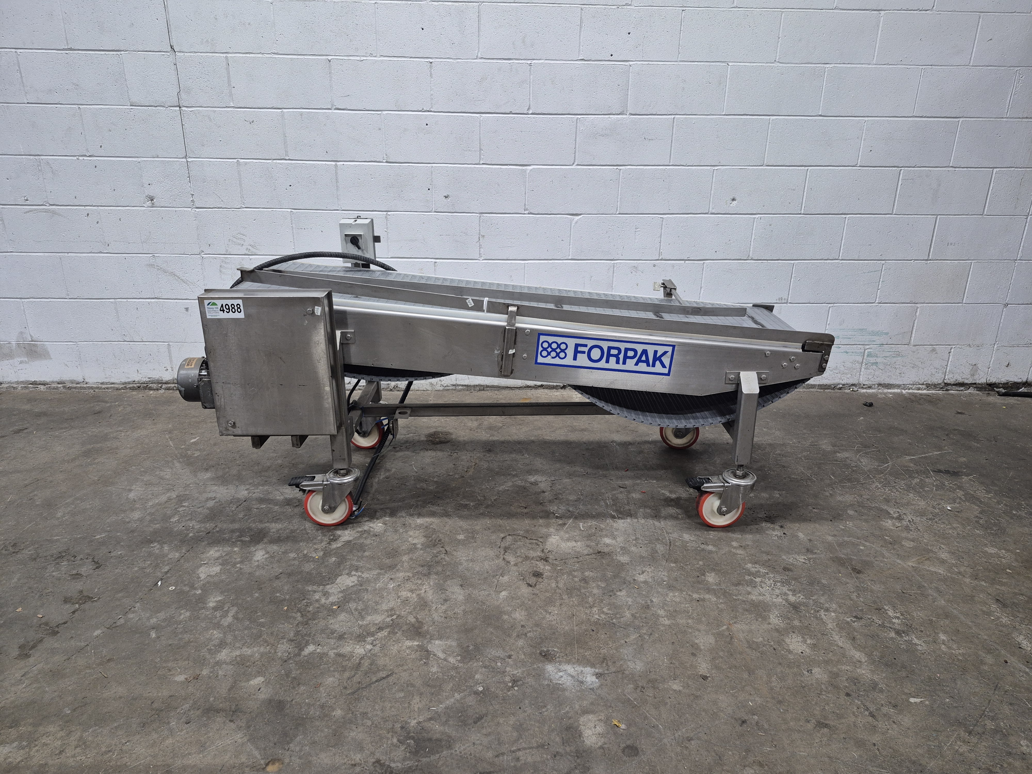 Used 6 Feet Box Conveyor 