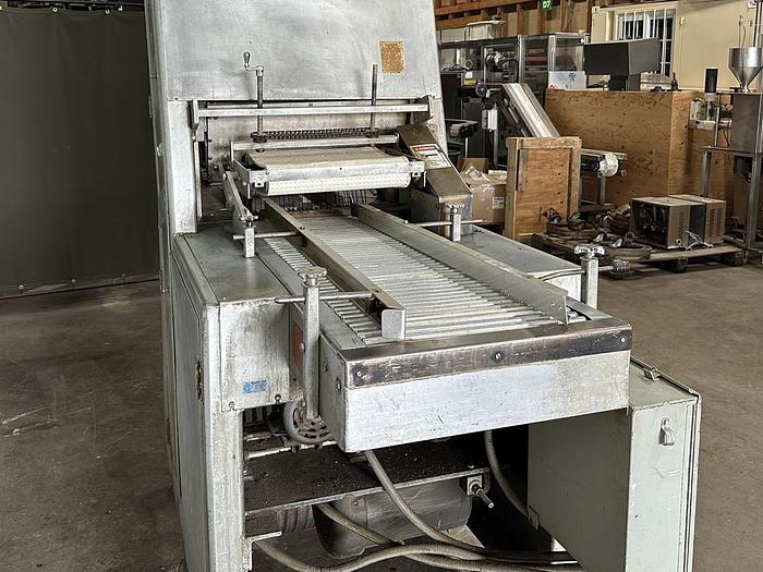 Used UBE Hartman Bread Slicer