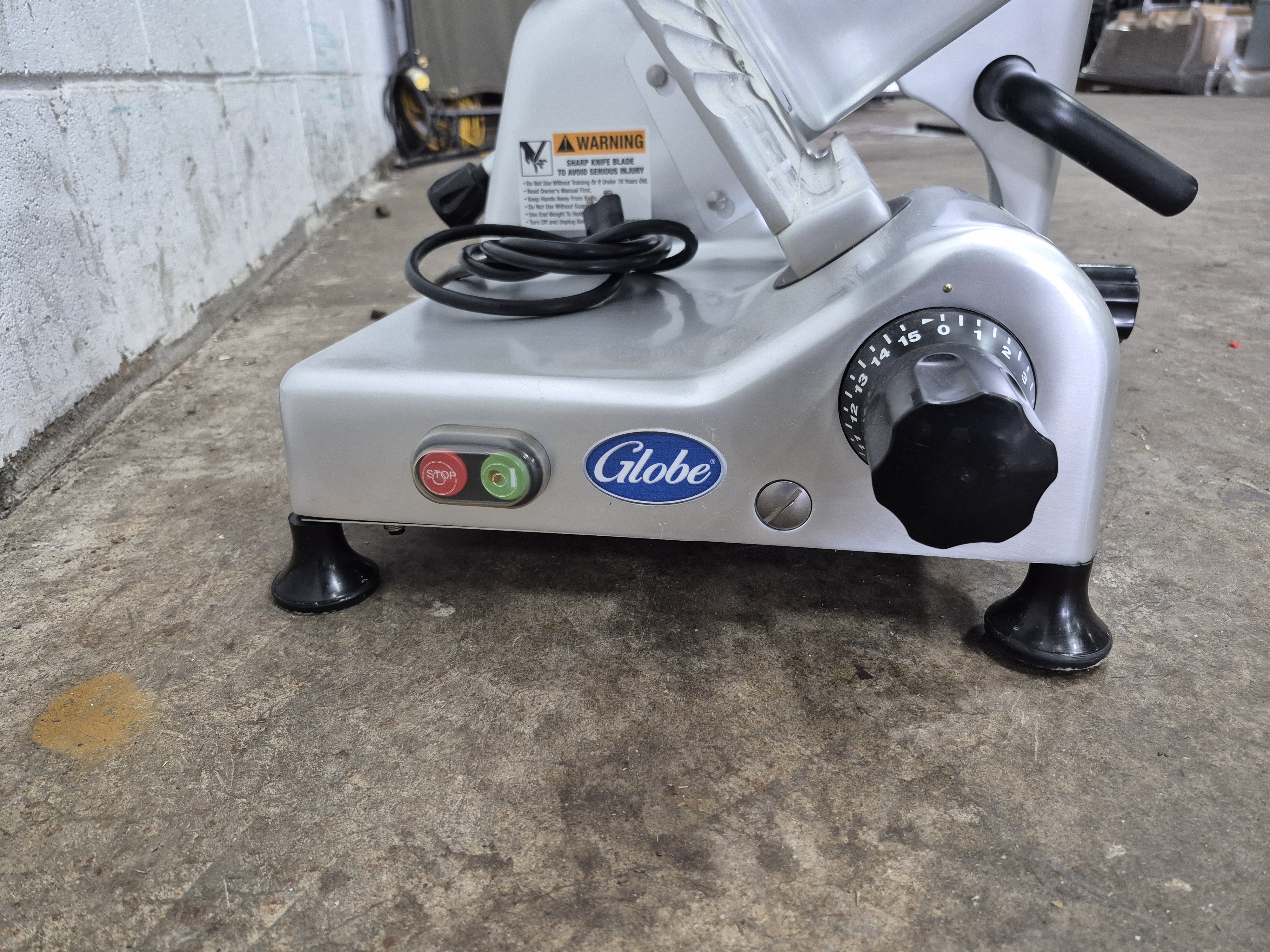 Used Globe G12 Manual Slicer