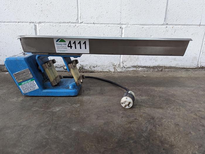 Used Syntron FT01A Magnetic Vibratory Feeder