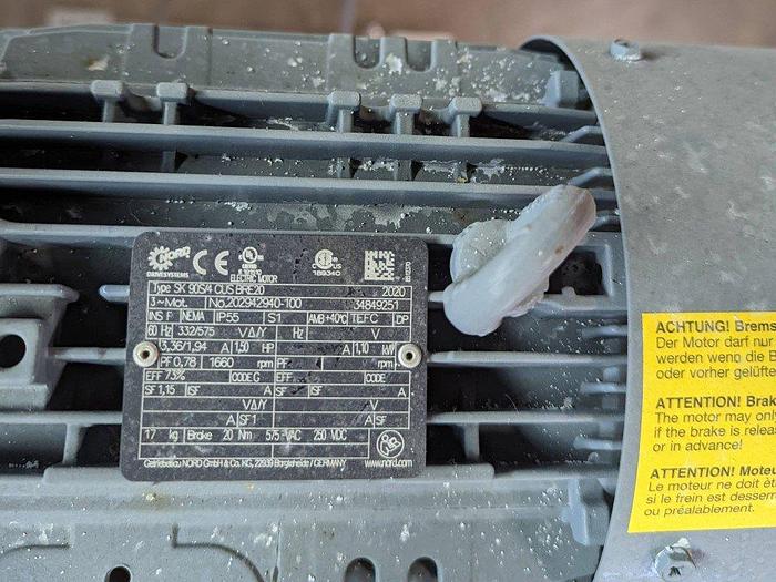 Used VMI 150 Single Mast Bowl Lift