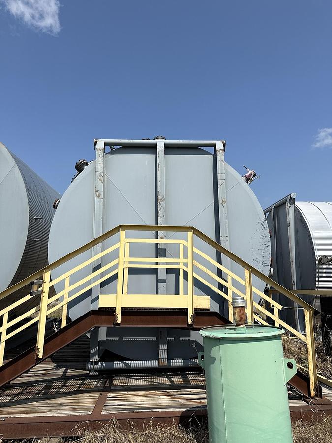 Used 400L BBL Double Wall Skidded Storage Tank