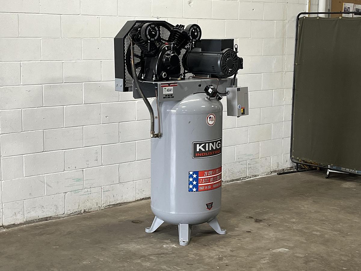 Used King 7.5hp Vertical Air Compressor
