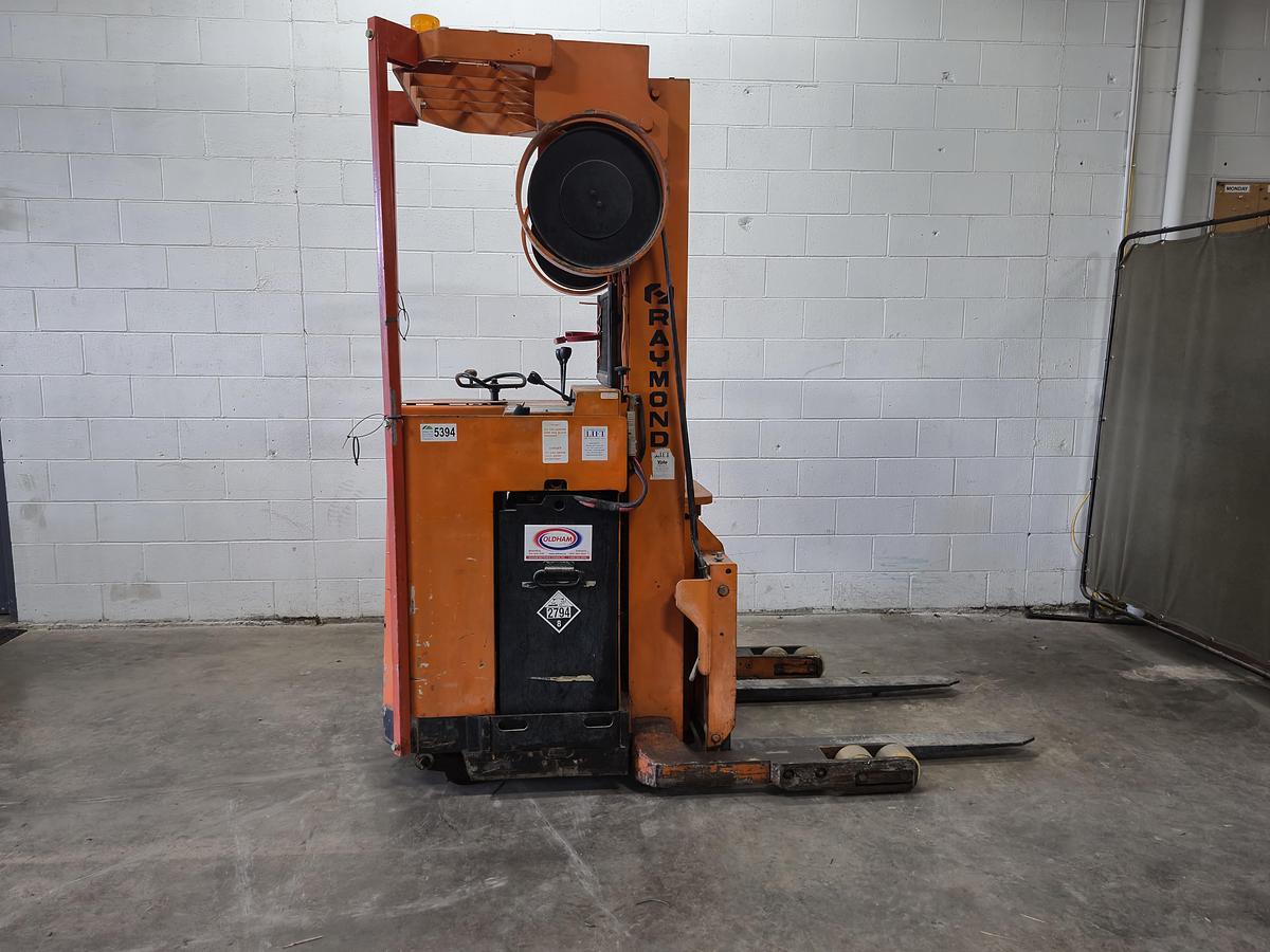 Used Raymond 20R30TT Electric Forklift