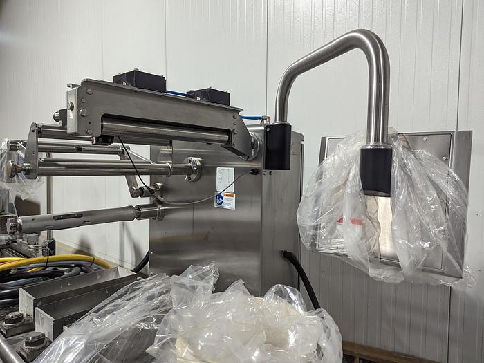 Used Multivac Roll-fed Thermoformer R145