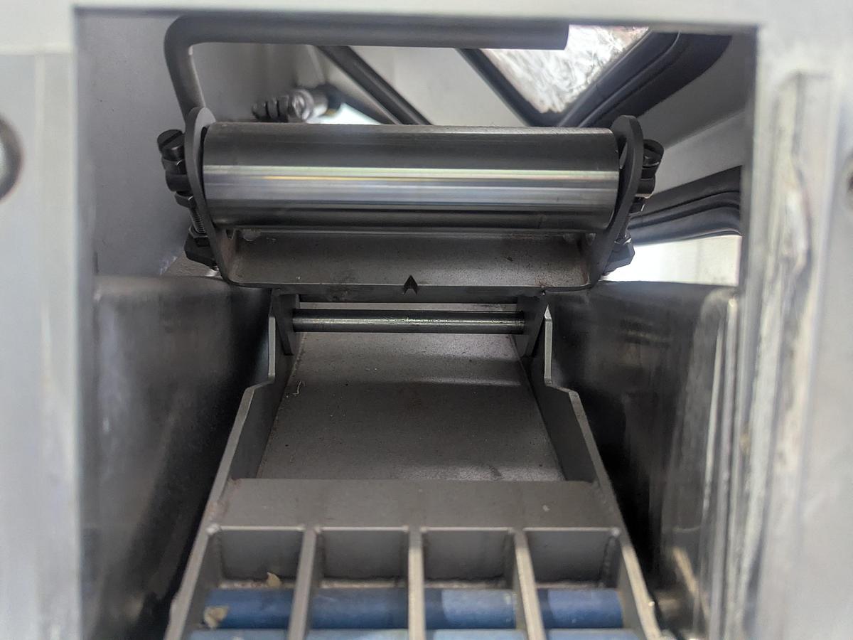 Used KRONEN GS 10-2 Belt Cutting Machine.