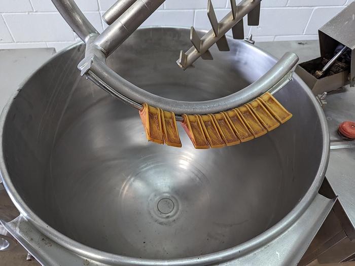 Used Cleveland TMKDL-80T Steam-Jacketed Twin Kettles