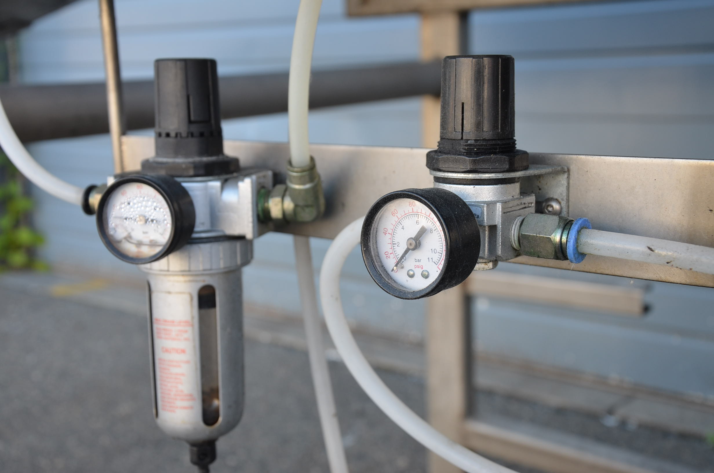 Used Berry Tumbler with Sprayer Coater