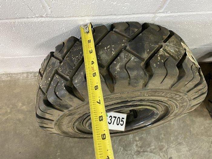 NEW Solideal Xtreme RES Forklift Tires (2)