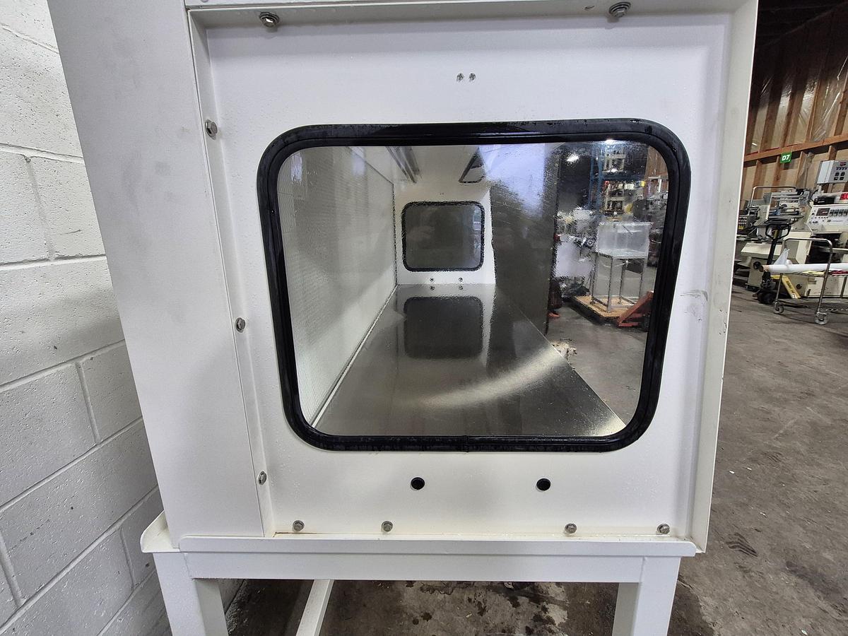 Used Air Science Purair LF Series Horizontal Flow Cabinet 