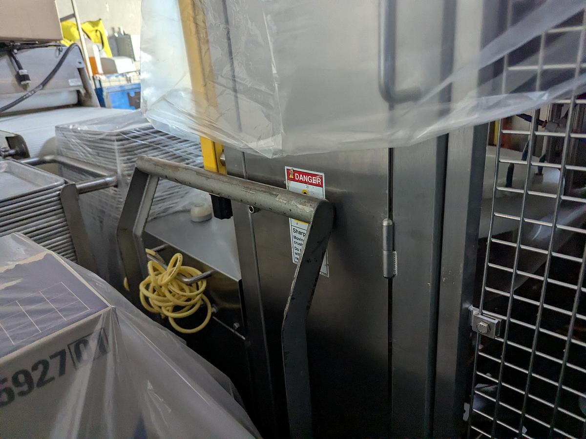 Used FoodTools CS-2100RF Automatic Cake Slicer