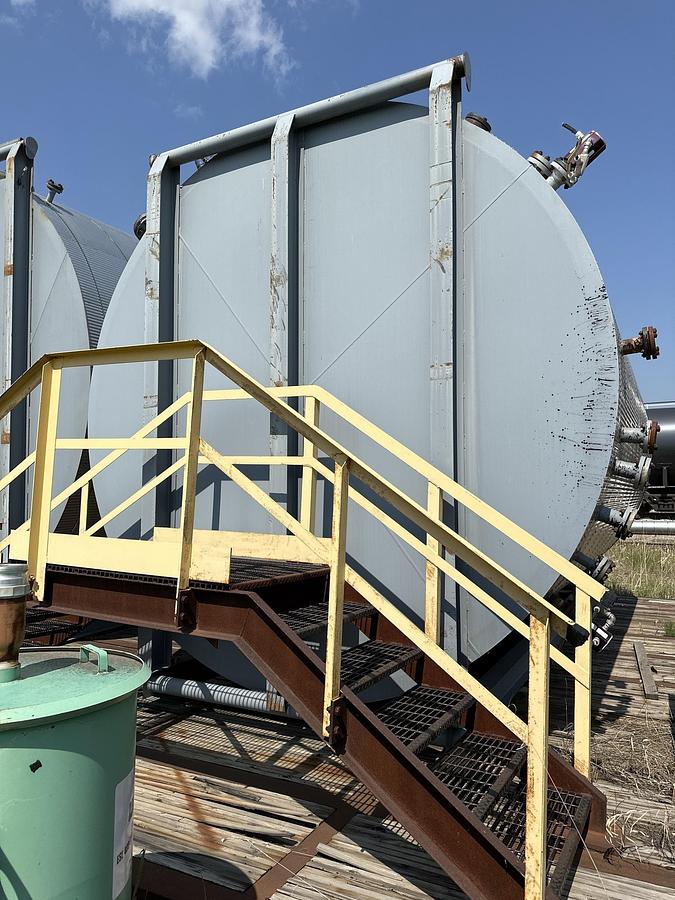 Used 400L BBL Double Wall Skidded Storage Tank