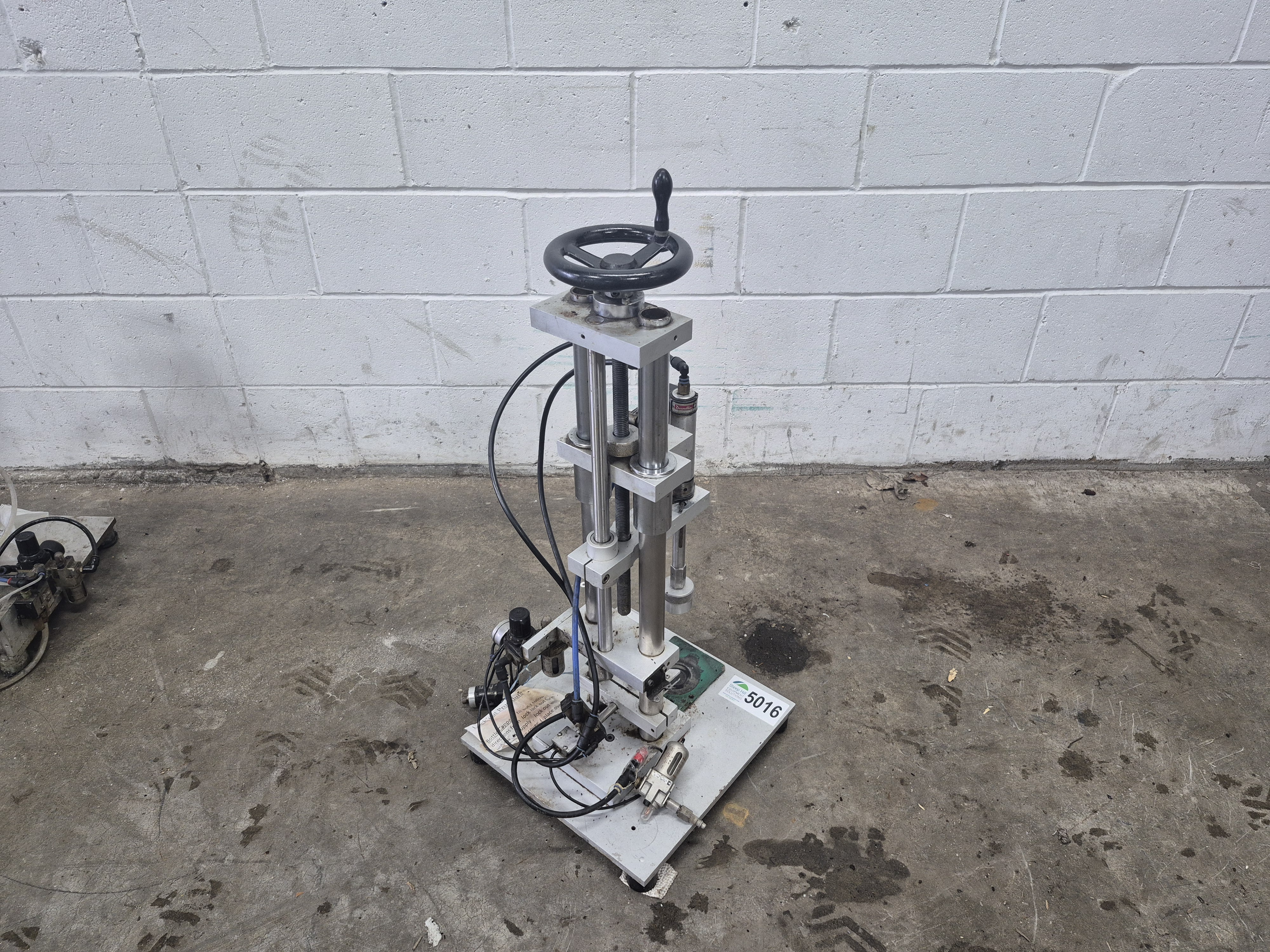 Used Asset Capper Machine