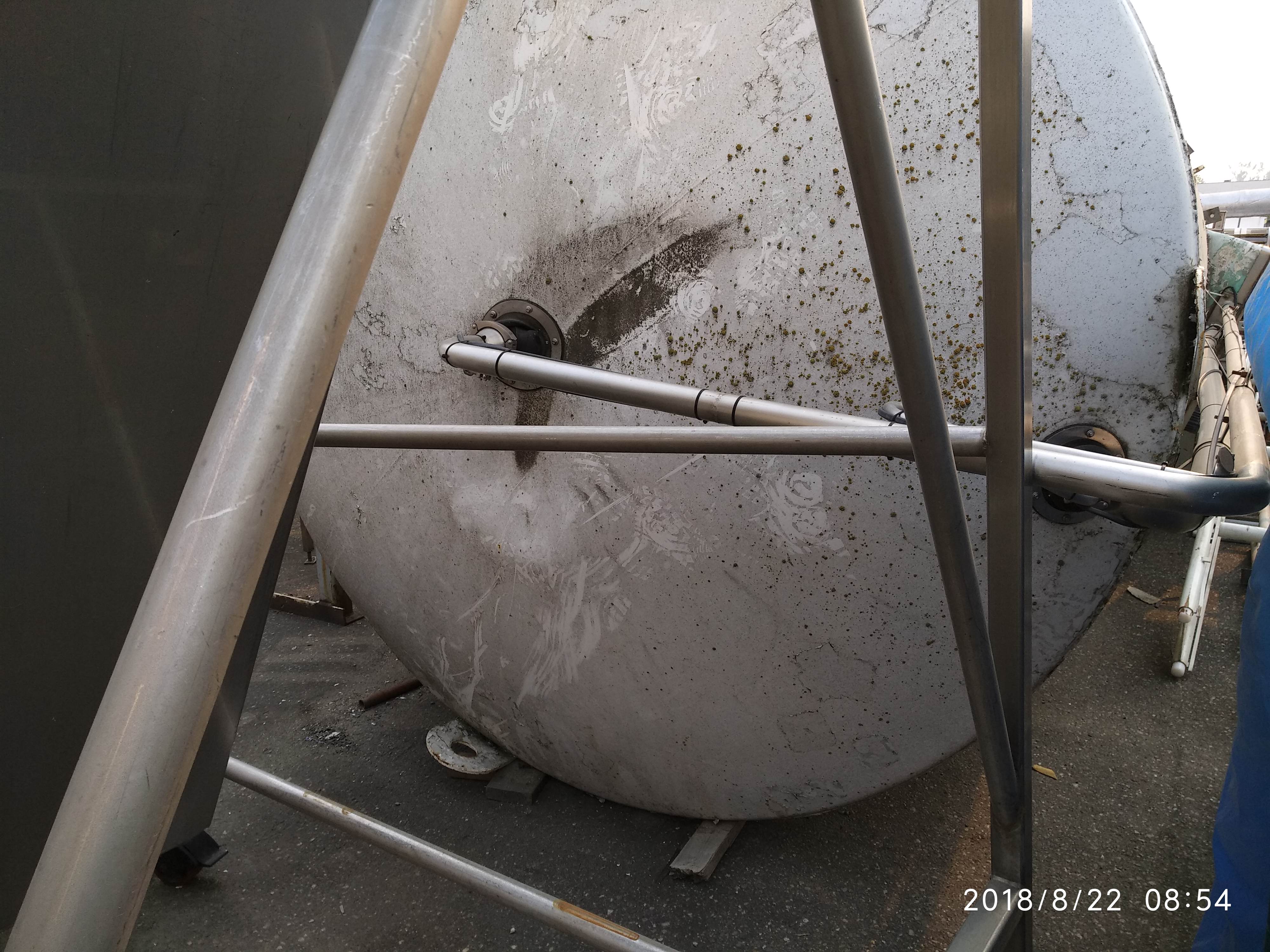 Used DCI 7000 Gallon Vertical SS Silo Dairy Tank