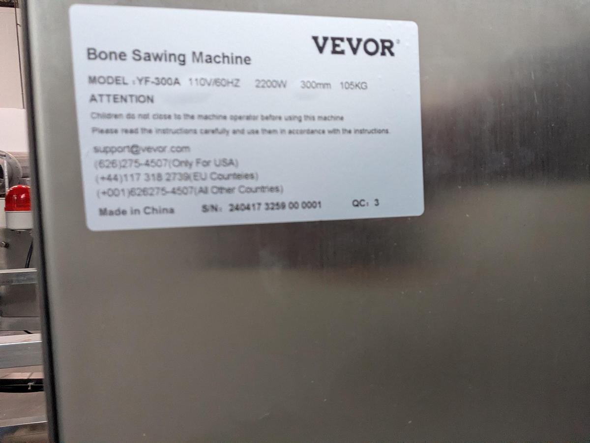 Used VEVOR Vertical Band Saw