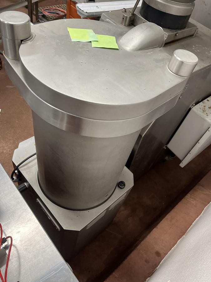 Used Mainca EI50 Sausage Filler