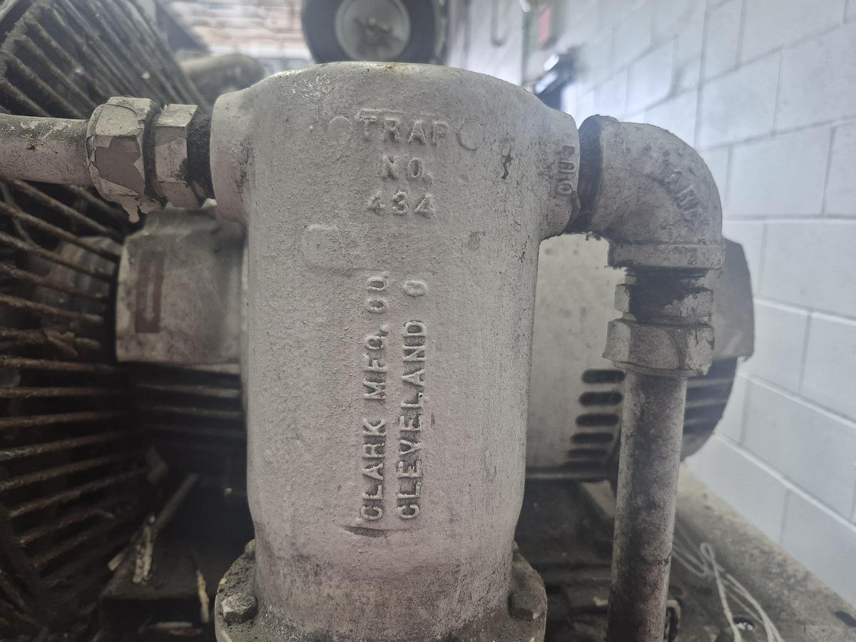 Used Gardner Denver Electra-Screw Air Compressor