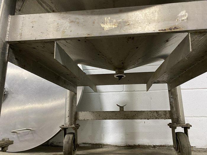 Used 180 Gallon SS Tank with Lid