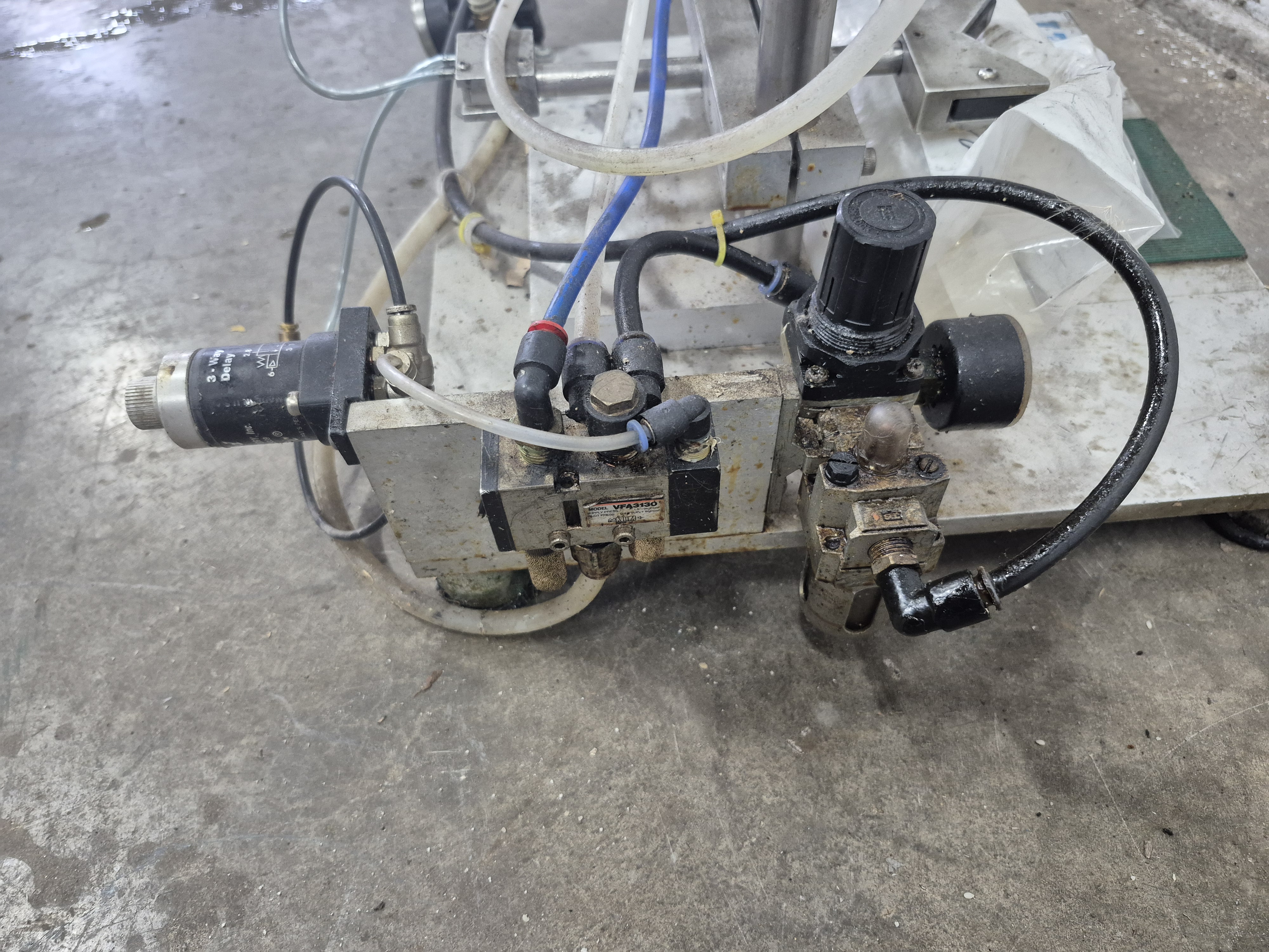 Used Asset Capper Machine