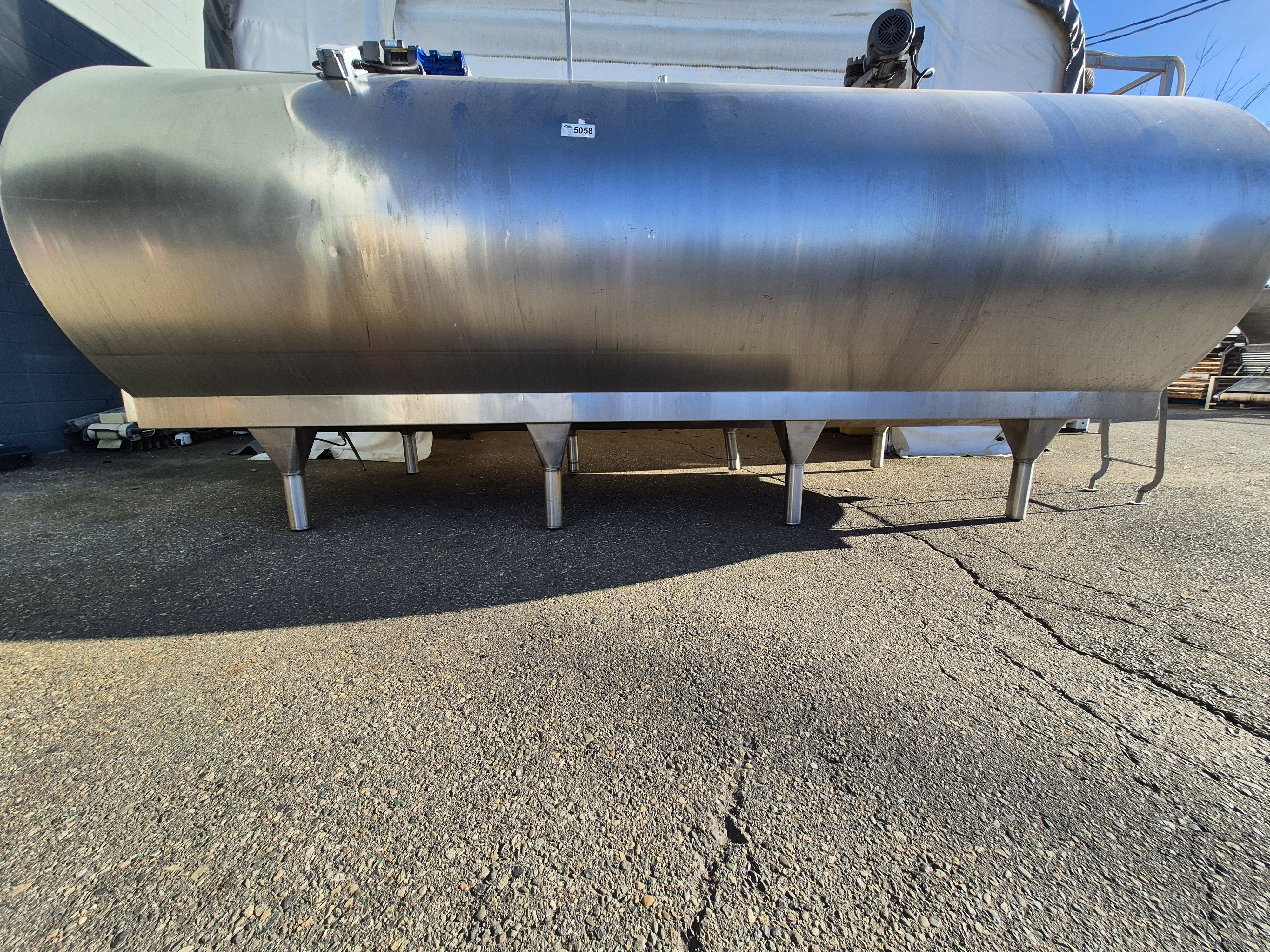 Used Paul Mueller Horizontal 2000 Gallon Tank