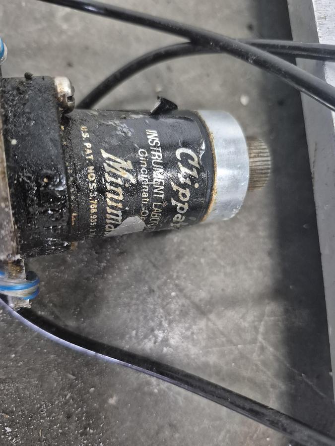 Used Asset Capper Machine