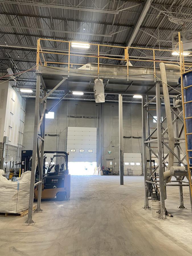 Used Multi-Hopper Infeed System 