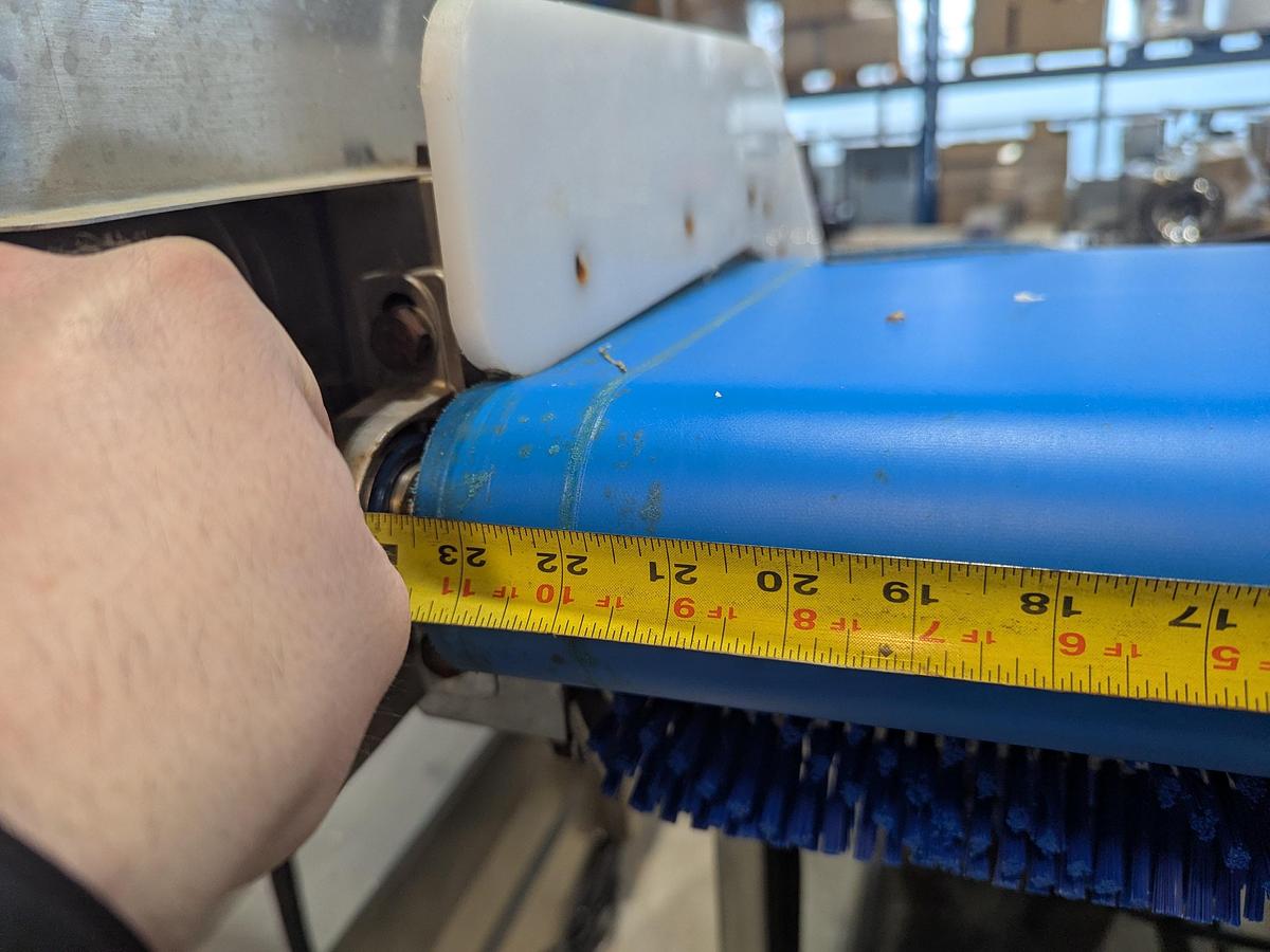 Used 5' High Incline Conveyor 