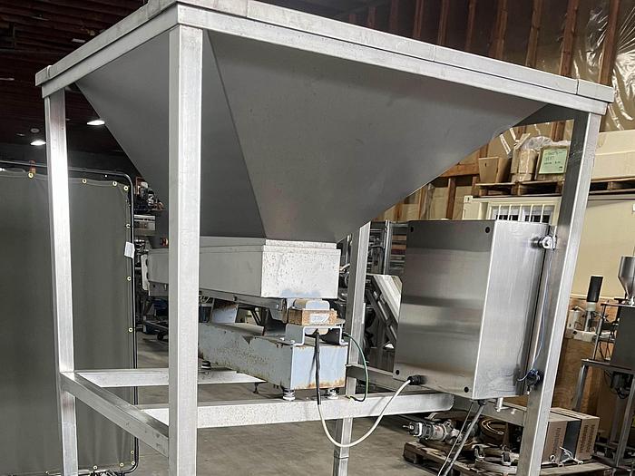 Used Toresani-Foodmac Vibratory Feeder
