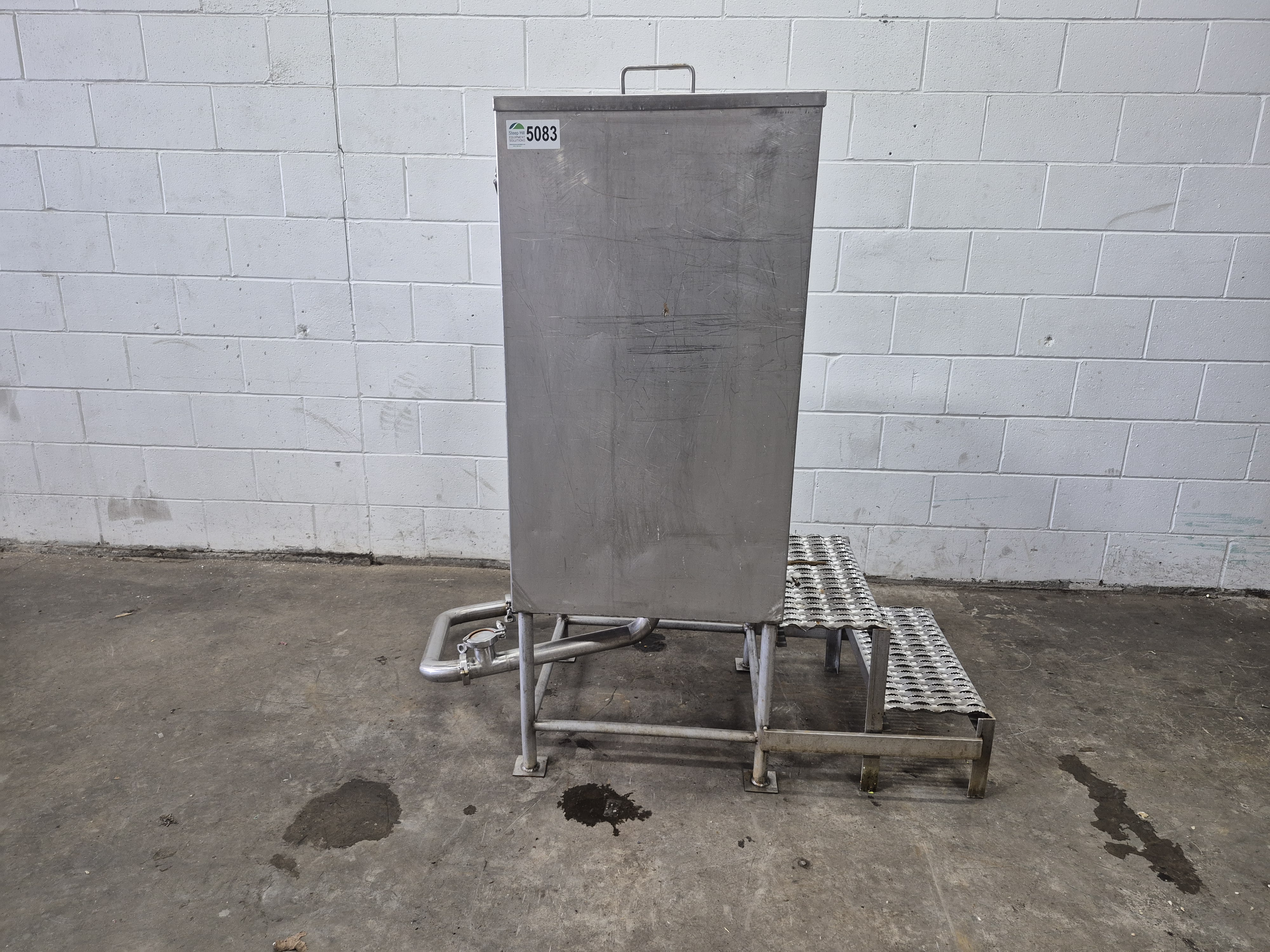 Used Balance Tank w/ Strainer Screen Bottom