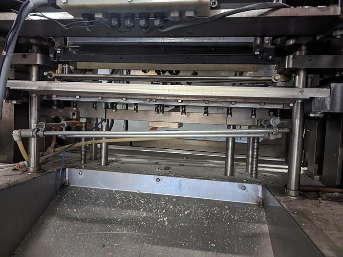 Used Winpak W-18 Pouch Machine