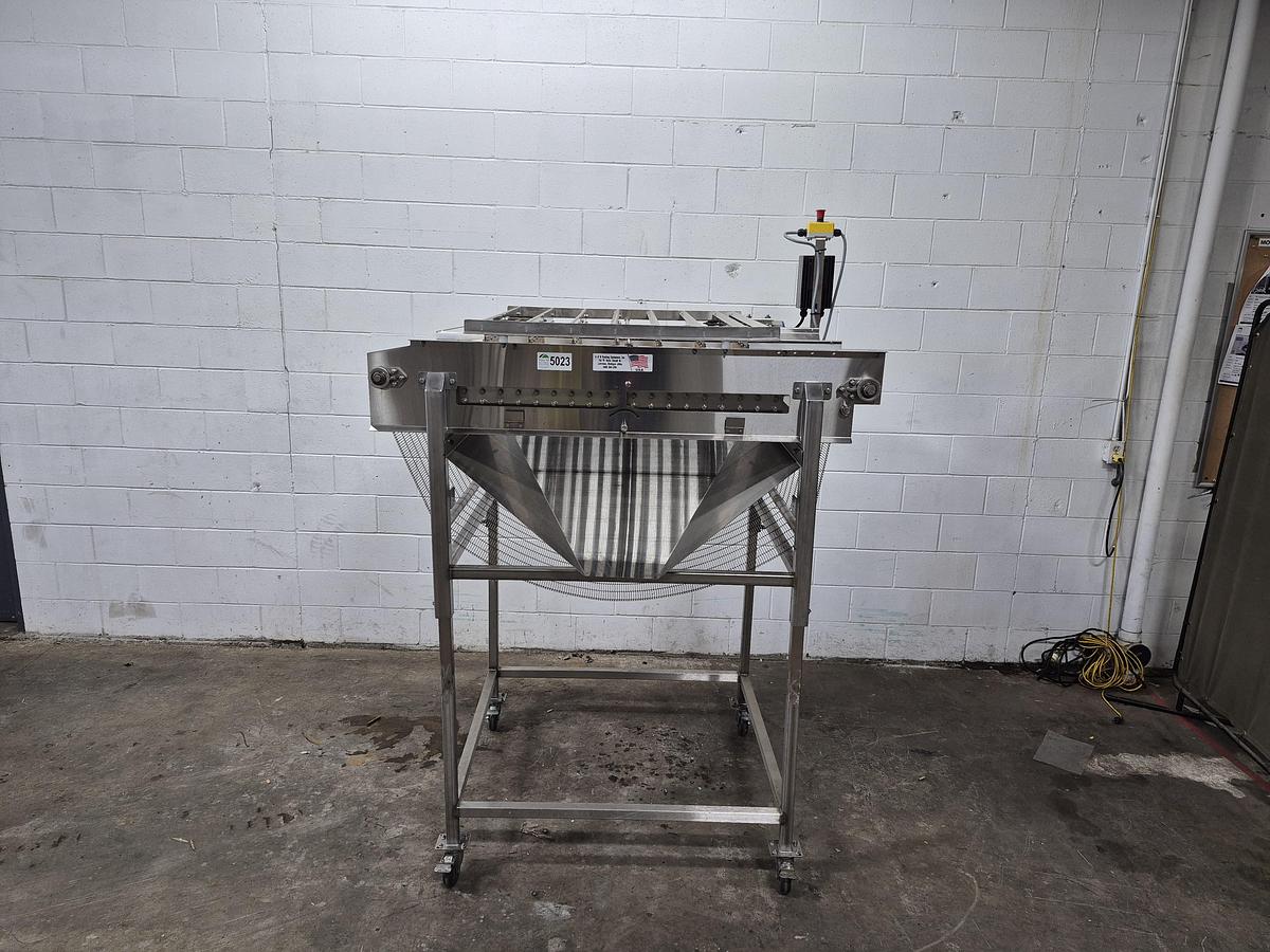 Used A&B Berry Destemmer 