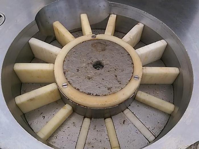 Used Risco RS 2000 Vacuum Stuffer