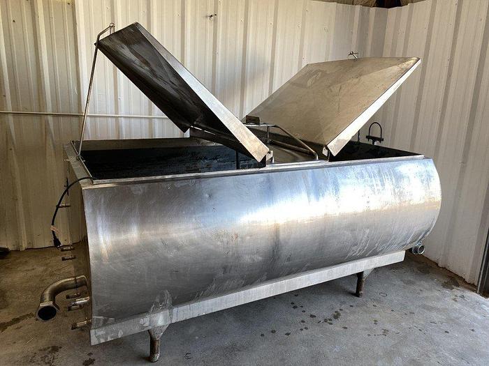 Used Mueller MP600 Jacketed Cooling Tank