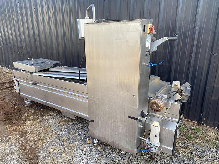 Used Multivac R140 Thermoformer