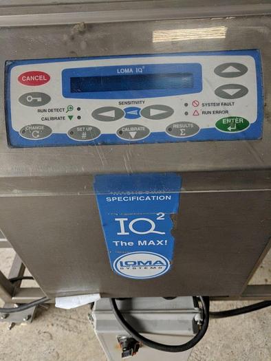 Used Loma IQ2 Metal Detector
