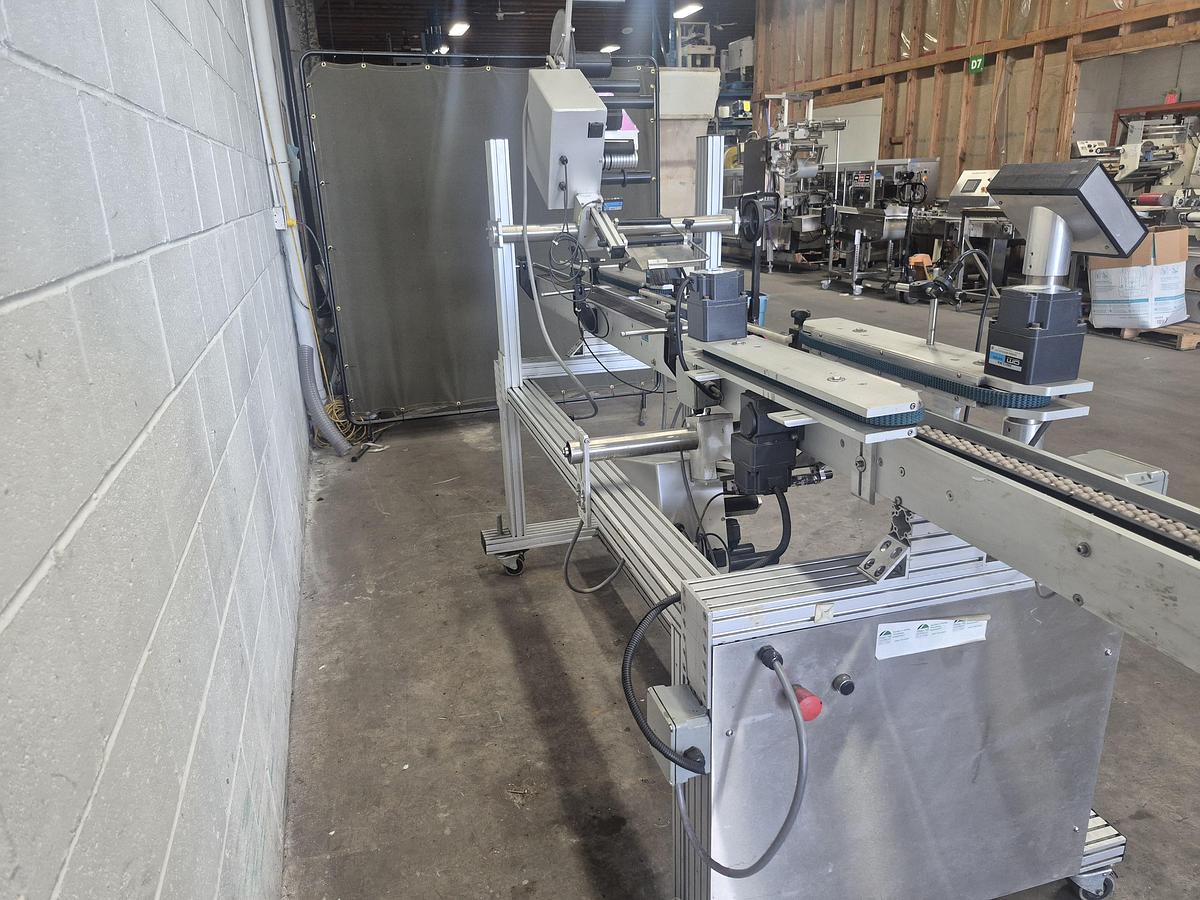Used Associated Two-Head Top & Bottom Labeller